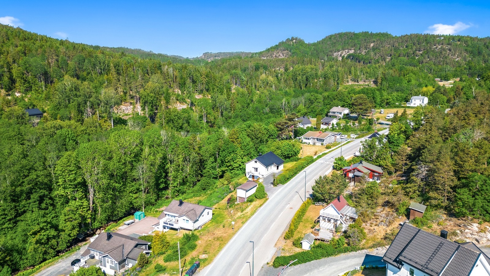 Velkommen til visning i Bjørnstadveien 22! Galleribilde