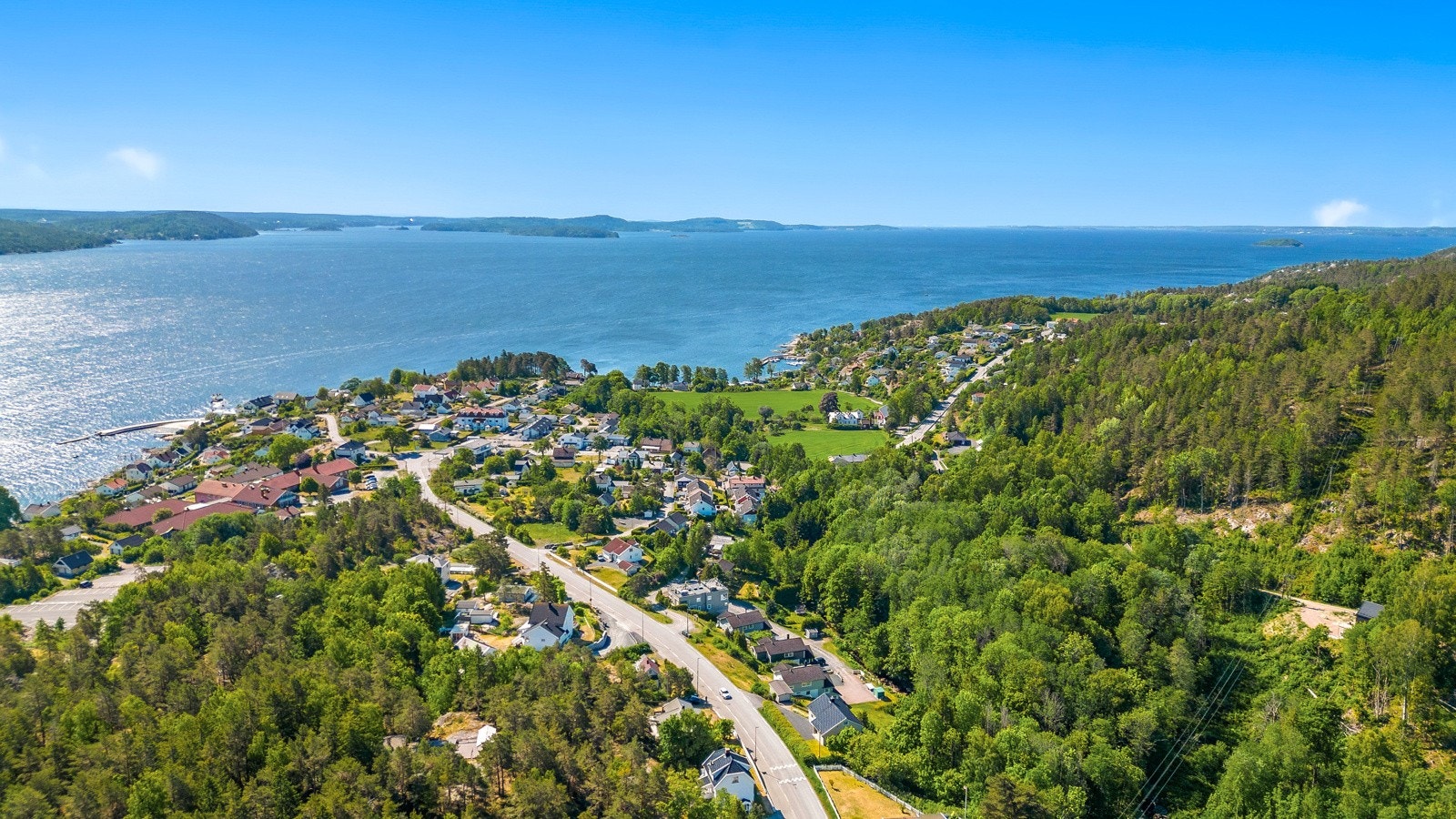 Kort vei til Filtvet sentrum med Filtvet fyr og Villa Malla. Galleribilde