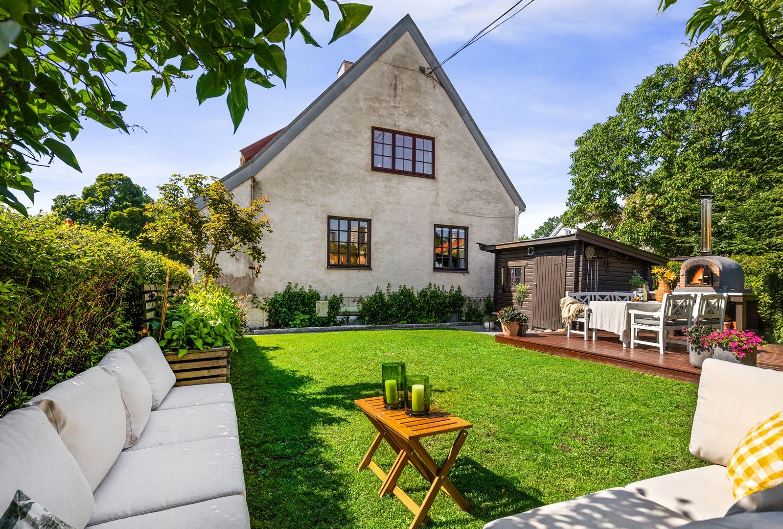 Solrik hageparsell Galleribilde