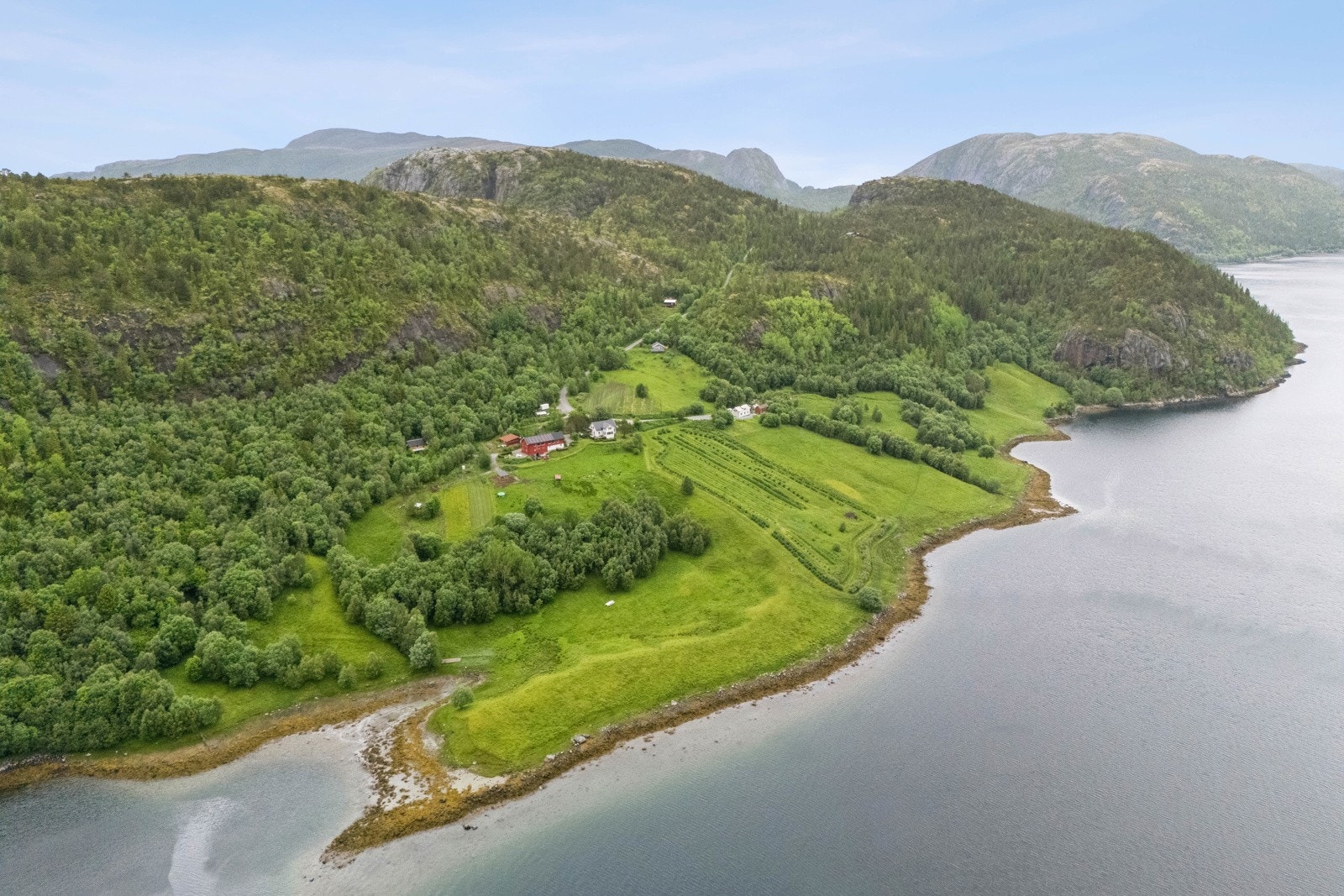 Gårdstun og område Galleribilde