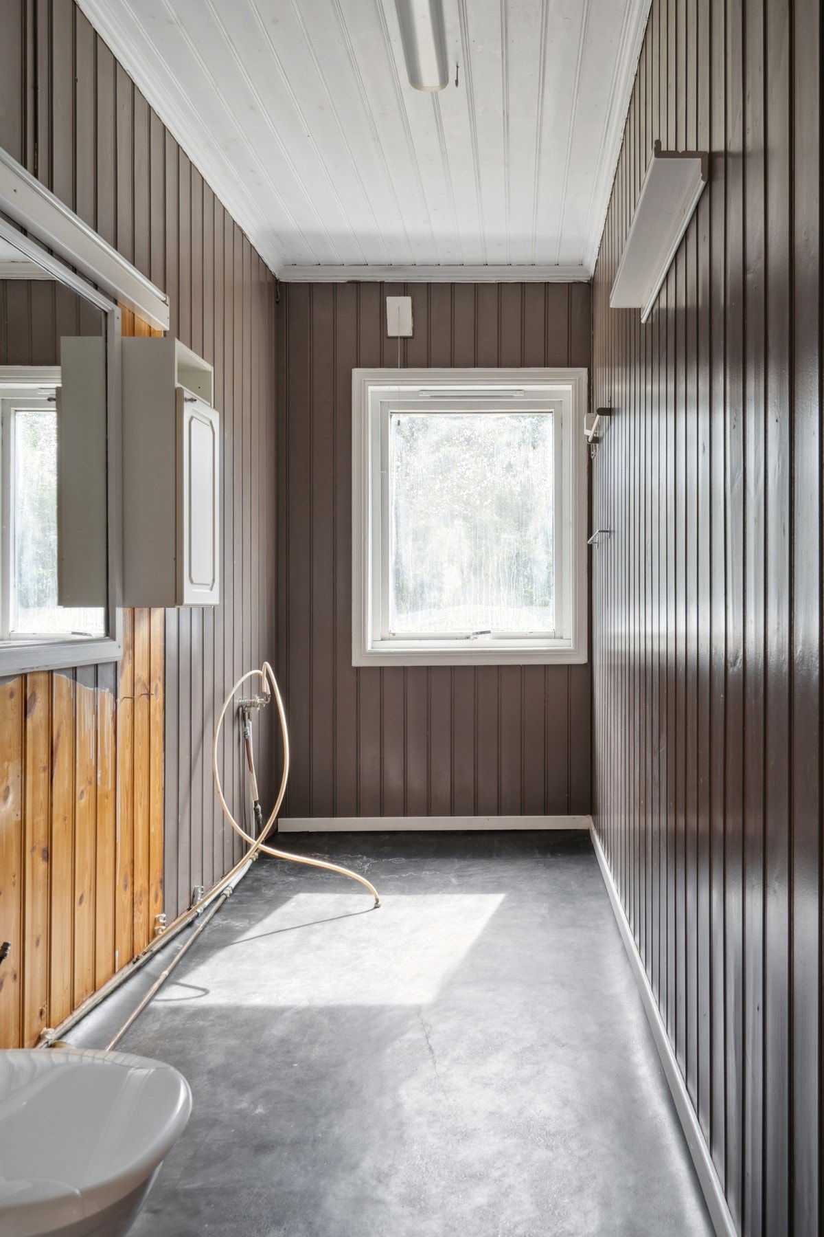 Rom med opplegg for bad i husets andre etasje. Galleribilde