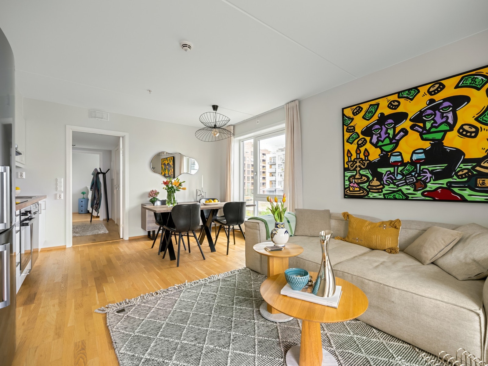 ....og snur oss. For nå er det tid for kjøkkenet. Galleribilde