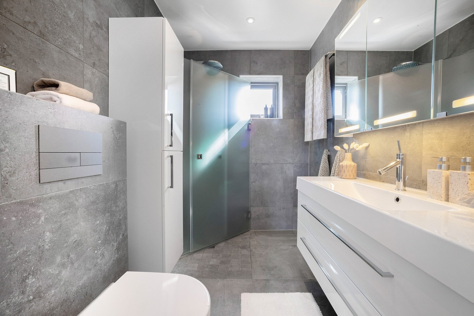 Bad 2 etg Galleribilde