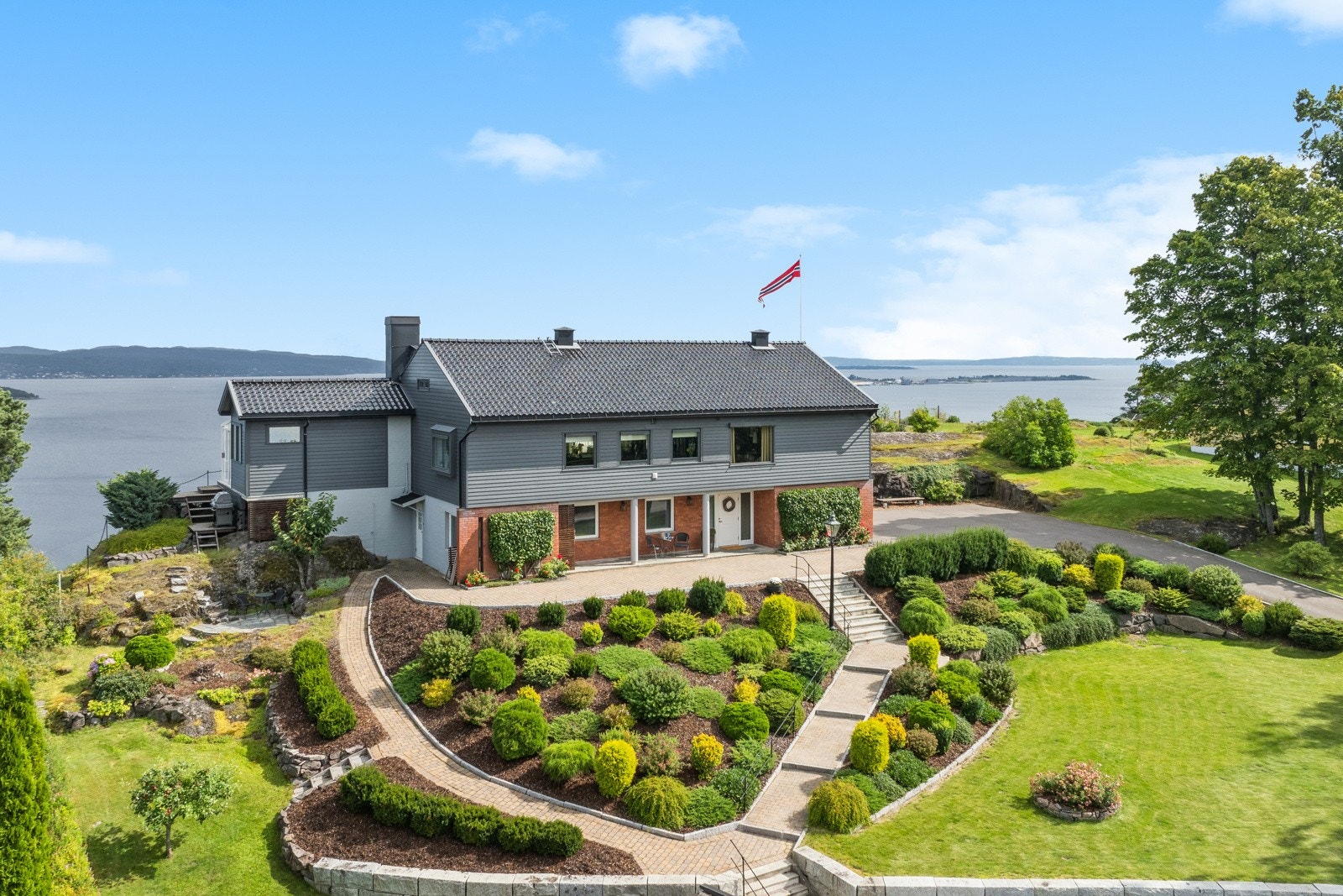 Uteområdet er nøye planlagt og svært gjennomført. Galleribilde