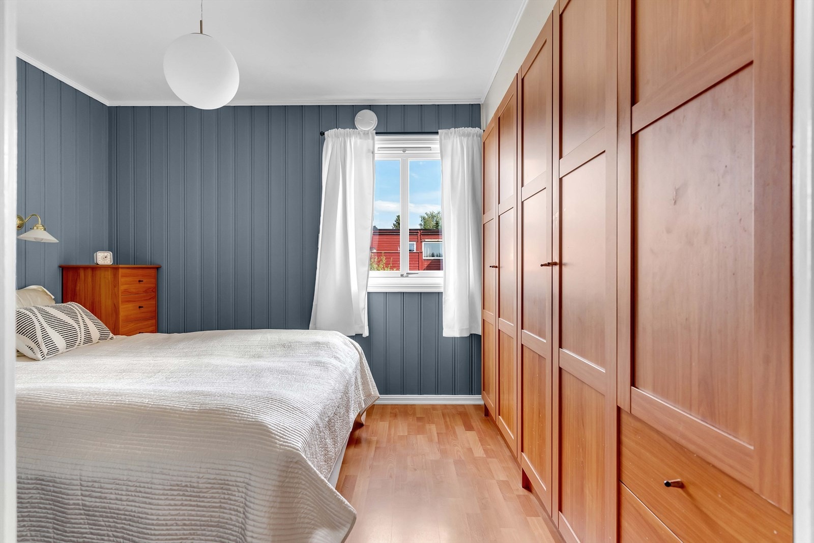 Det er i tillegg god plass til en stor garderobeløsning. Galleribilde