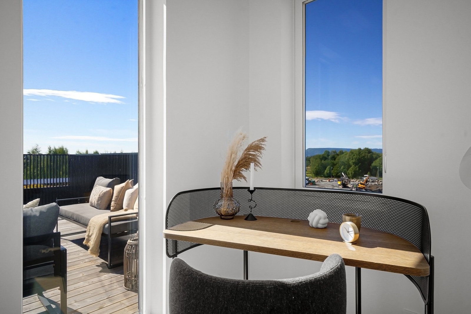 Store vindusflater. Galleribilde