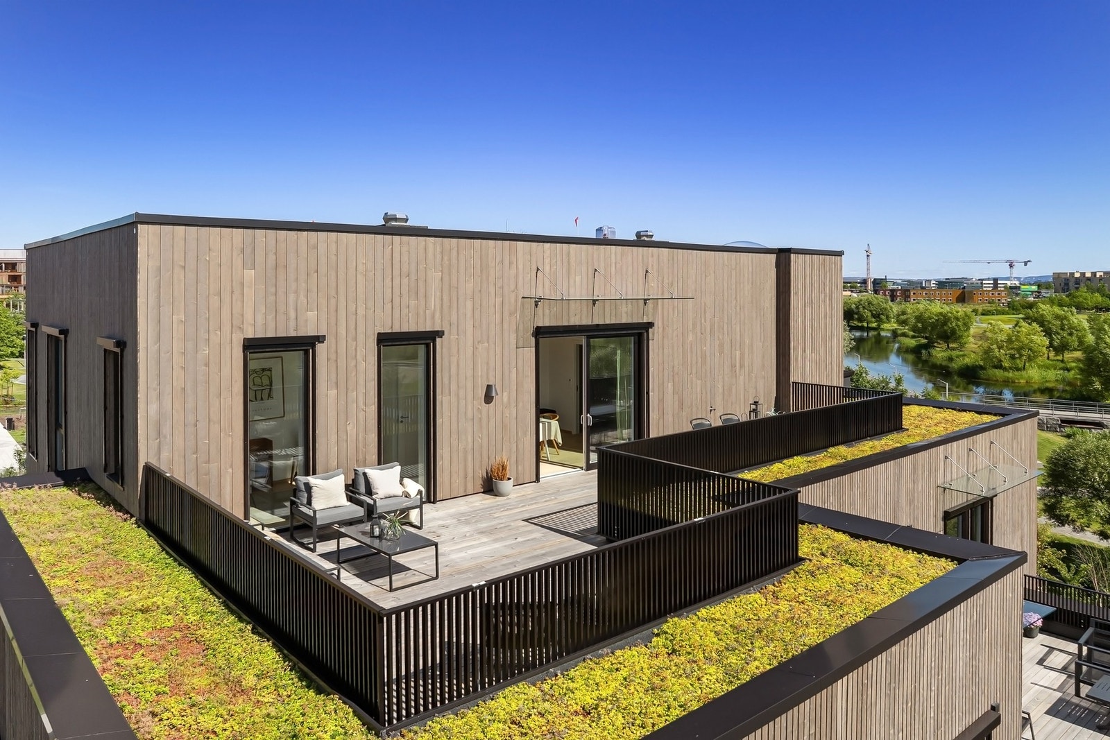 Fantastisk toppleilighet som strekker seg over to etasjer. Galleribilde