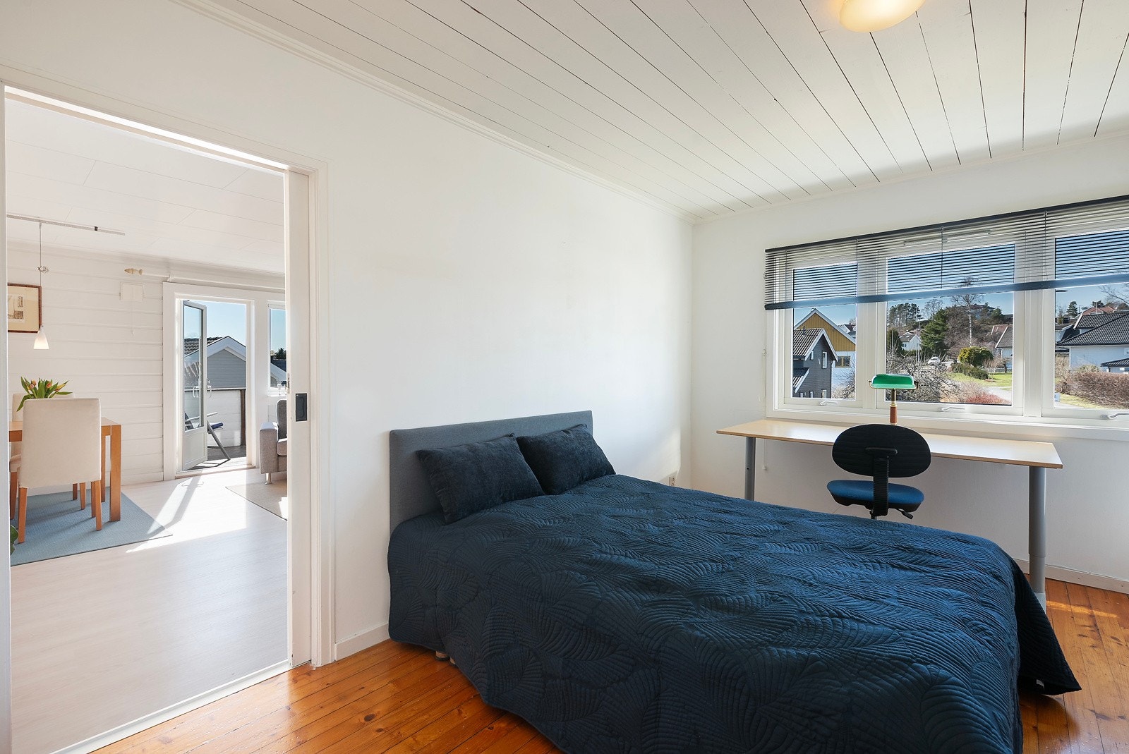 Stort og fint soverom Galleribilde