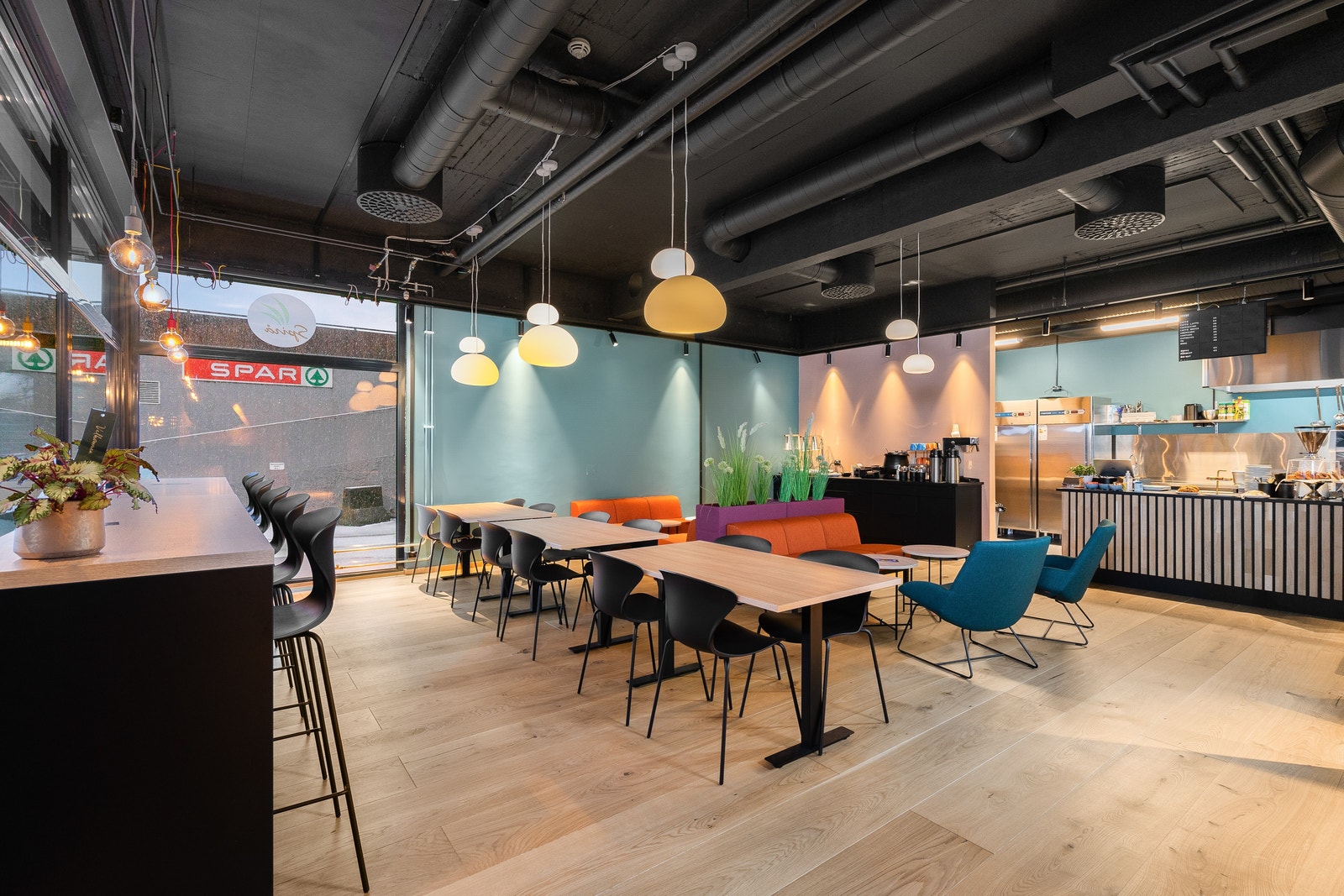 Kafe 1. etasje Galleribilde