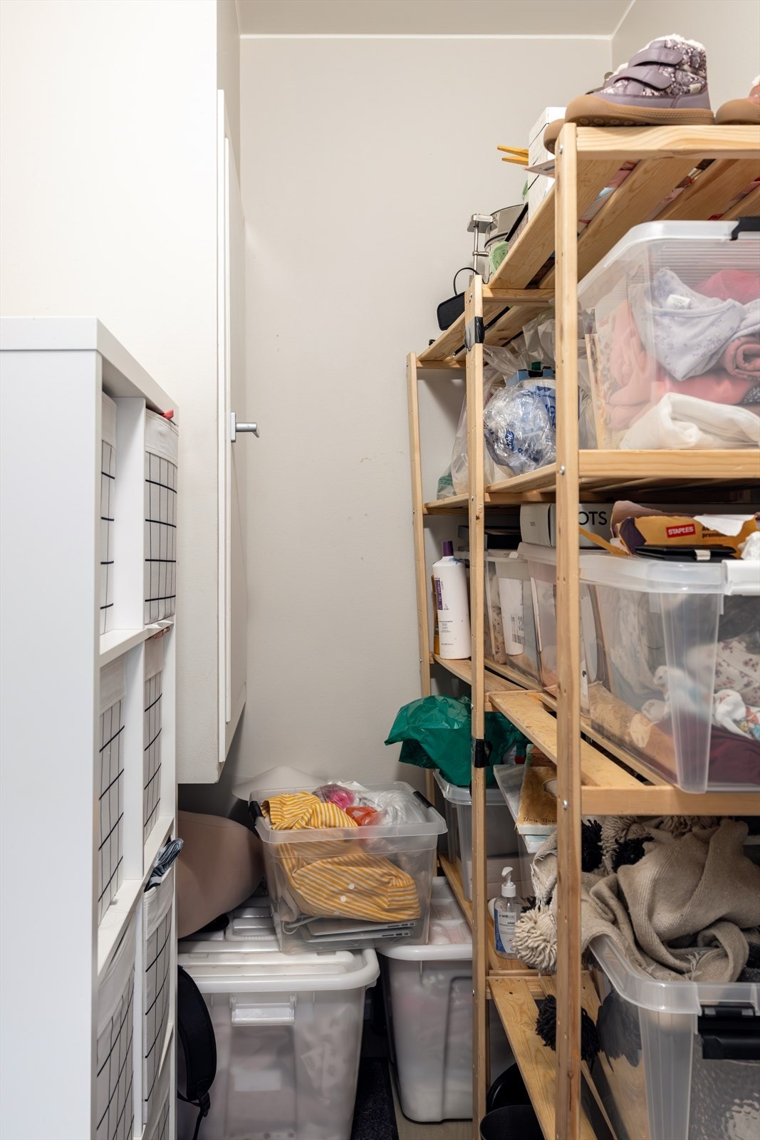 Leiligheten har også et praktisk teknisk rom med mulighet for ekstra oppbevaring. Galleribilde
