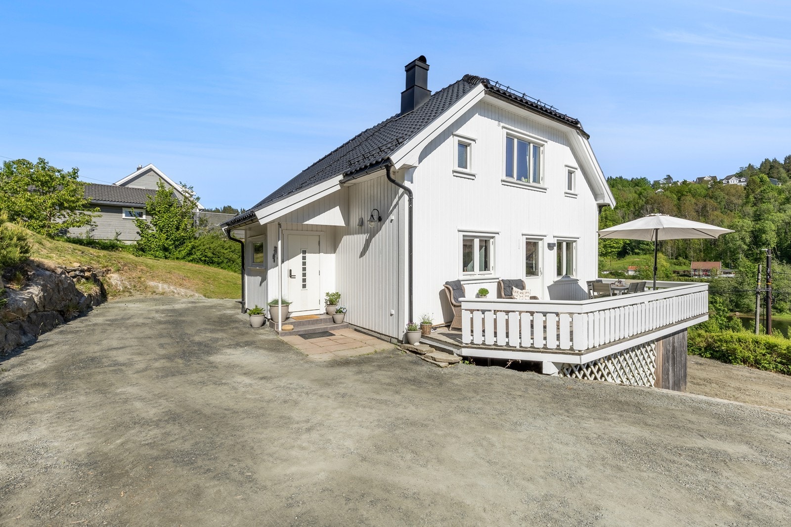 Boligen er godt vedlikeholdt og har fått flere gode oppgraderinger med årene Galleribilde