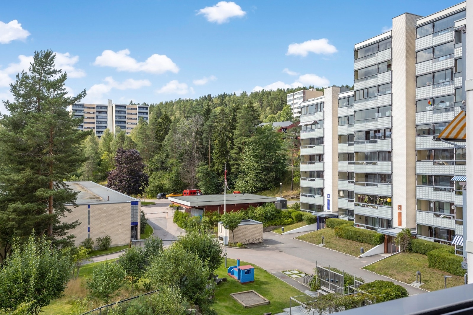 Borettslagets fellesarealer er pent opparbeidet. Galleribilde
