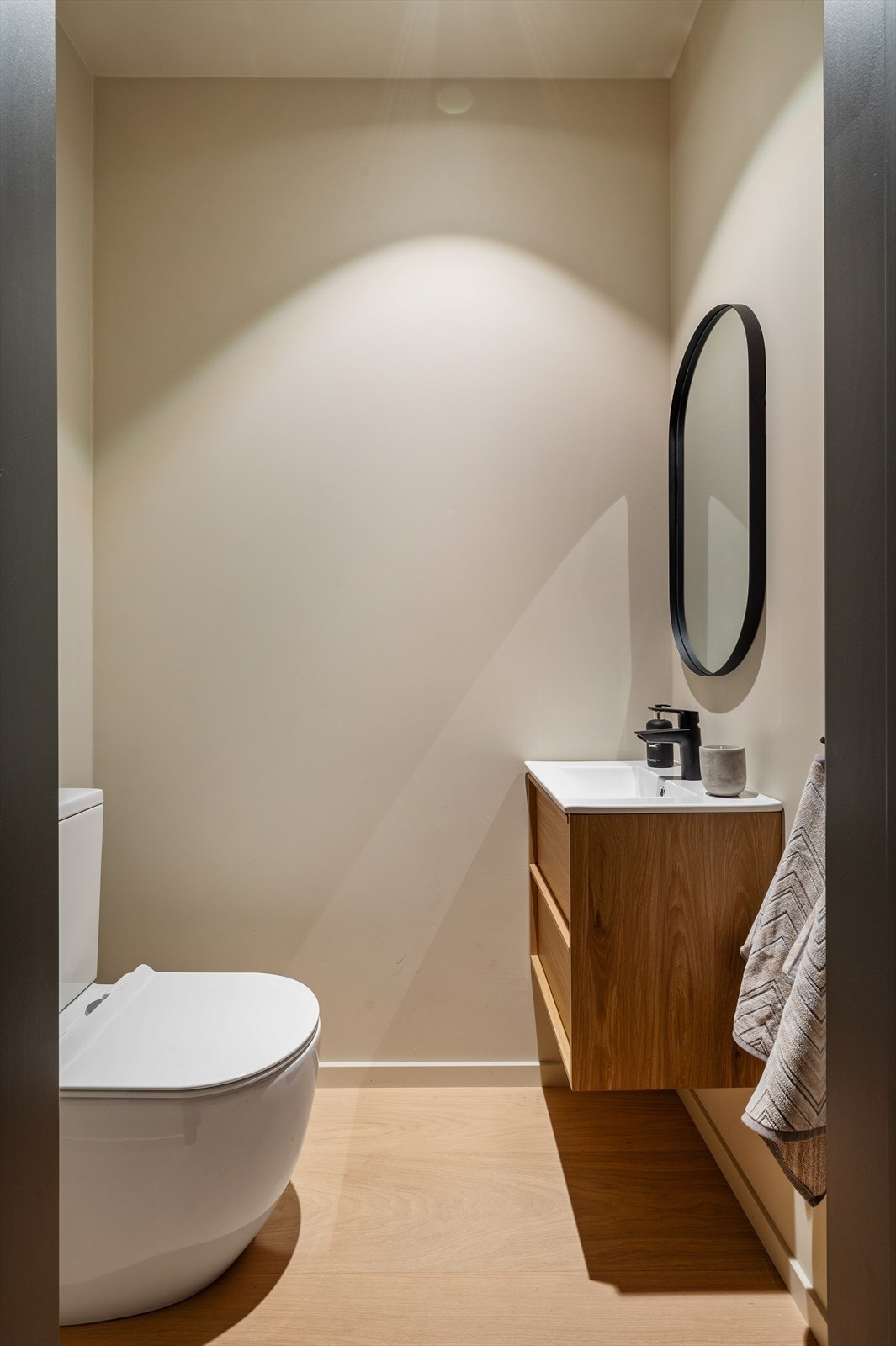 Toalettrom Galleribilde