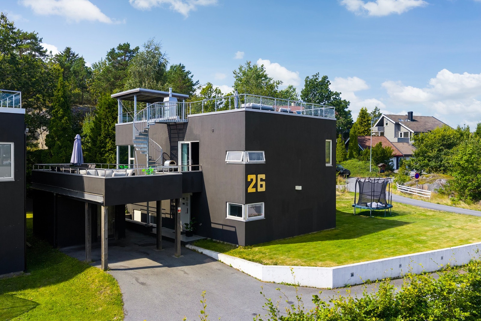 EIE Eiendomsmegling og Tor André Selåsdal ønsker velkommen til Nordre Gjekstadskog 26 Galleribilde