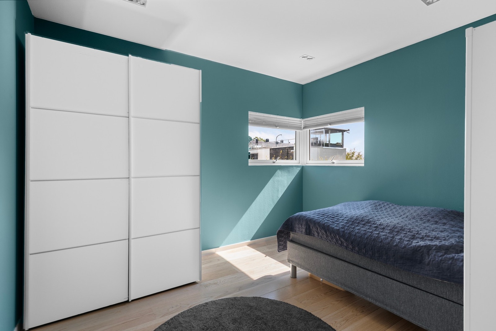 Selger har igangsatt bruksendring av det ene soverommet så det blir godkjent i tråd med tegninger fra arkitekt Galleribilde