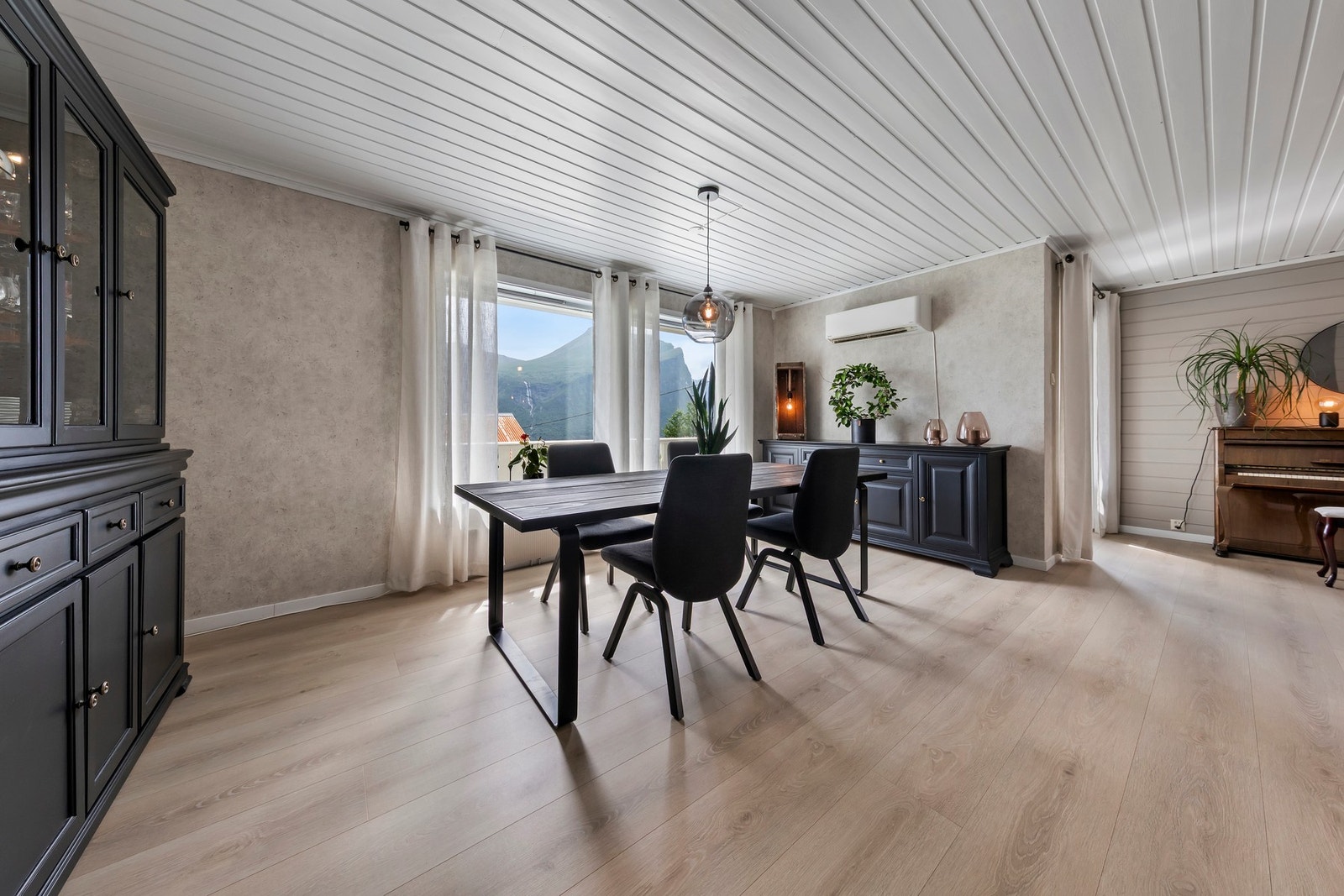 Oppvarming via varmepumpe Galleribilde