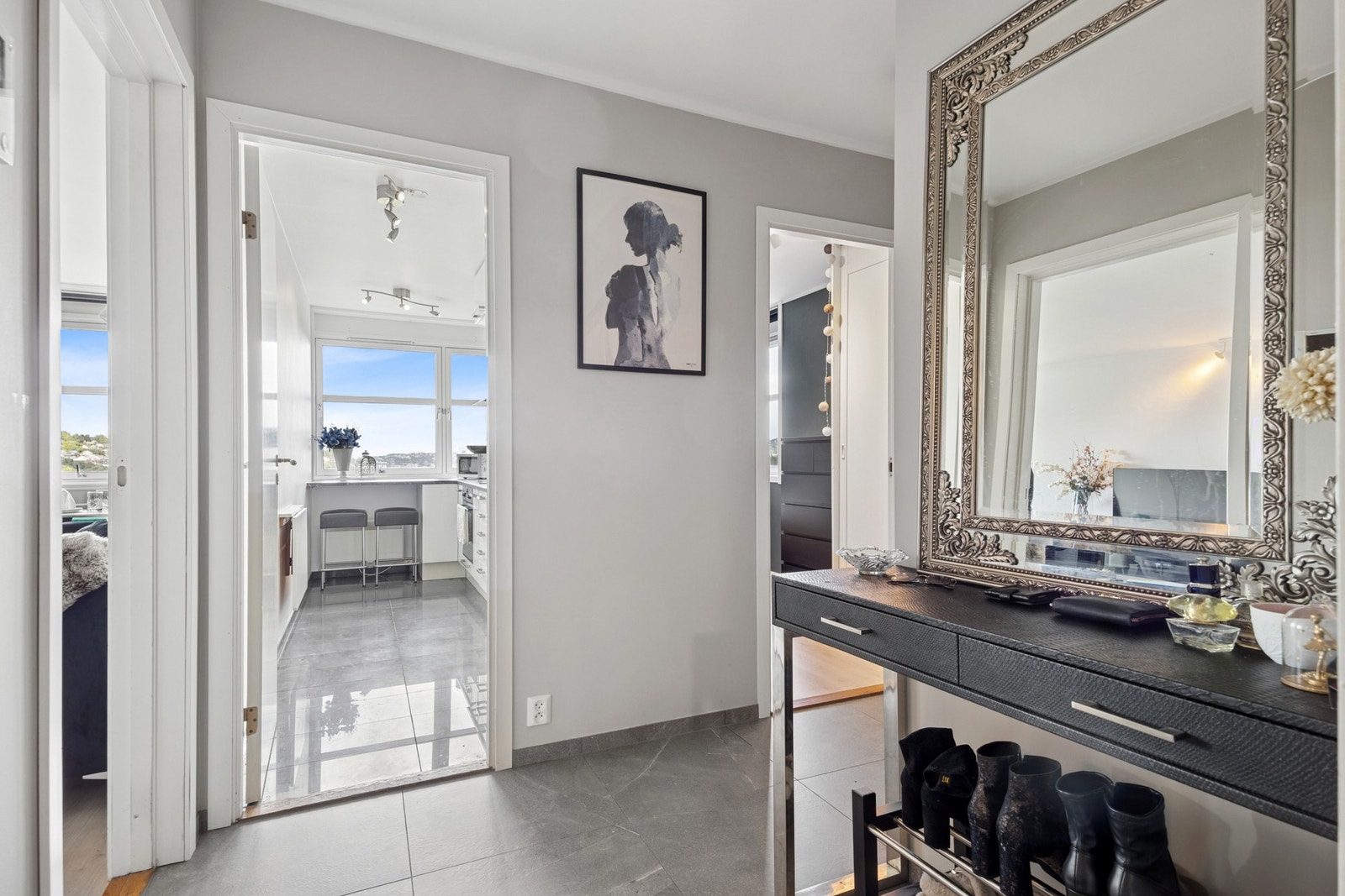 Lys og innbydende entre, oppgradert i 2021. Galleribilde