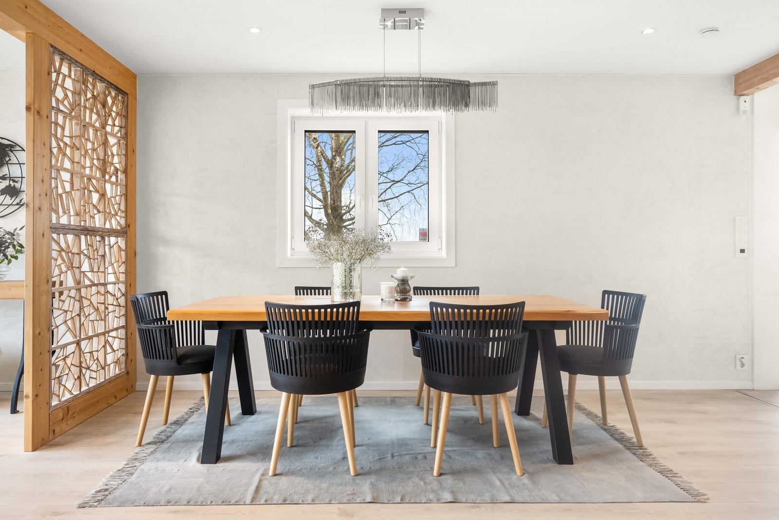 Plass til stort spisebord. Galleribilde