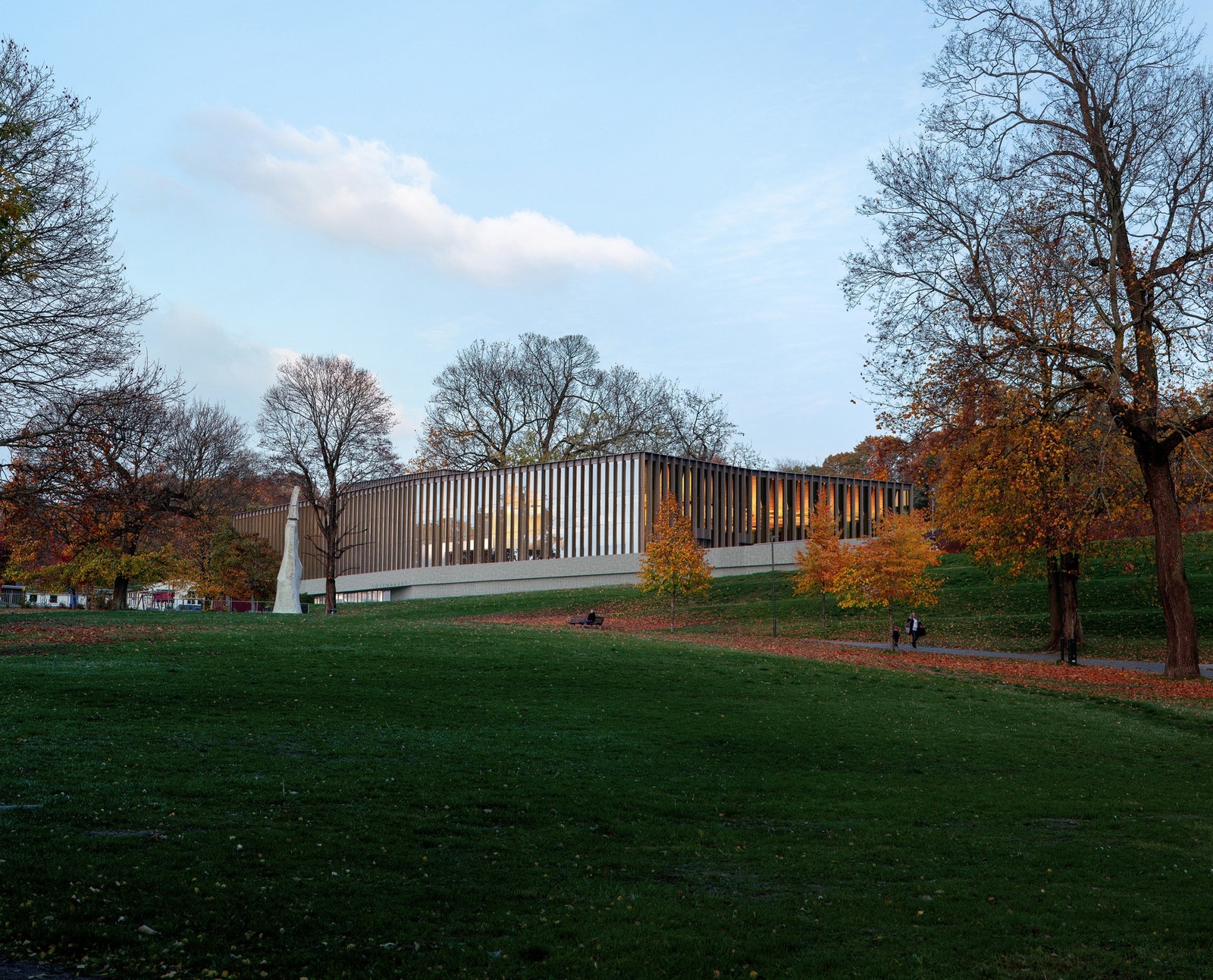 Tøyenbadet er en kort spasertur unna. Galleribilde