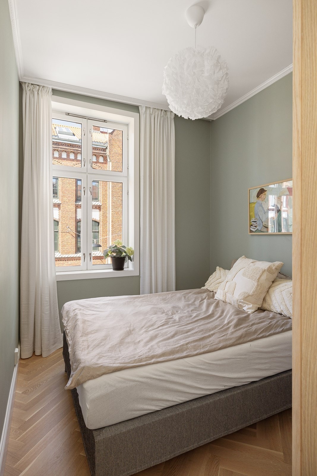 Romslig hovedsoverom. Galleribilde