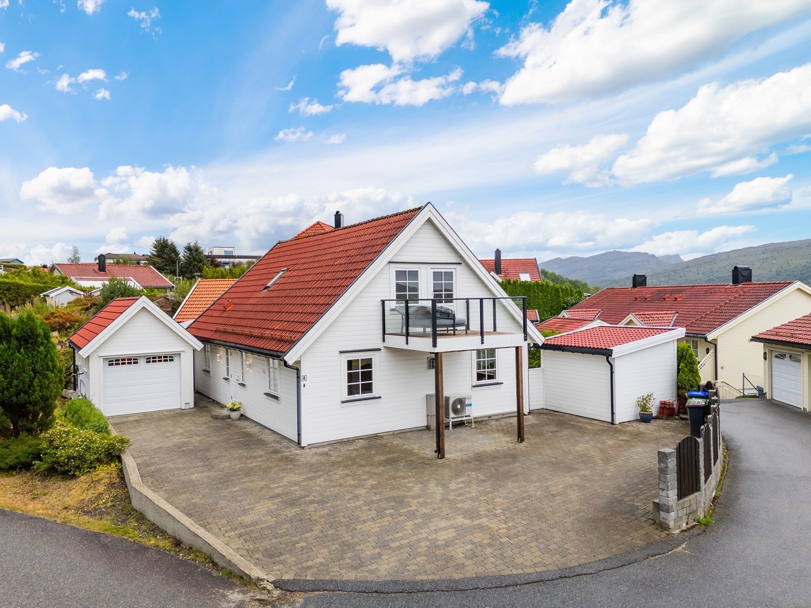 - Nordvik Bolig v/Remie Schelderup Henriksen har gleden av å presentere Gjertrudvegen 14 - Galleribilde