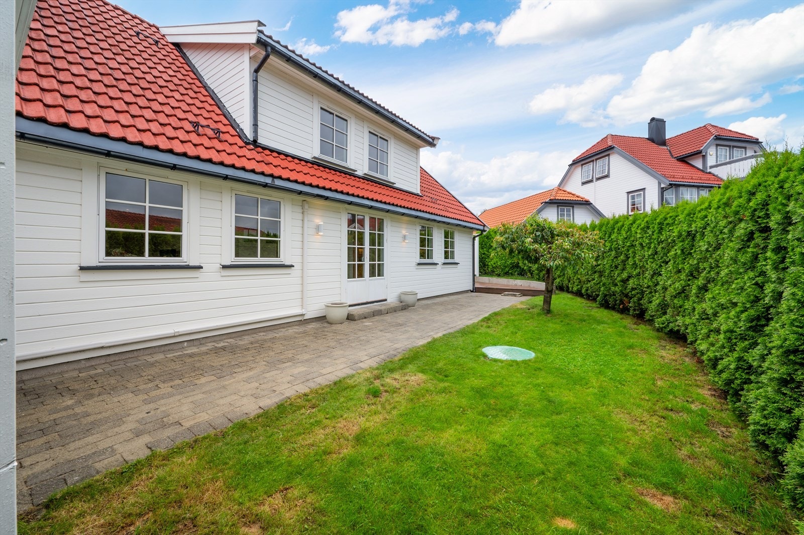 - Kun 5 min gange til nærmeste busstopp - Galleribilde