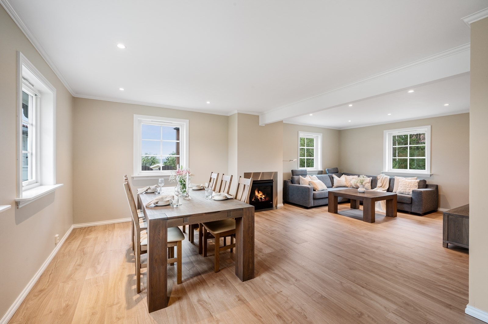 - Med 6 min gange til Sartor Storsenter, har man kort vei til det man skulle trenge i hverdagen - Galleribilde