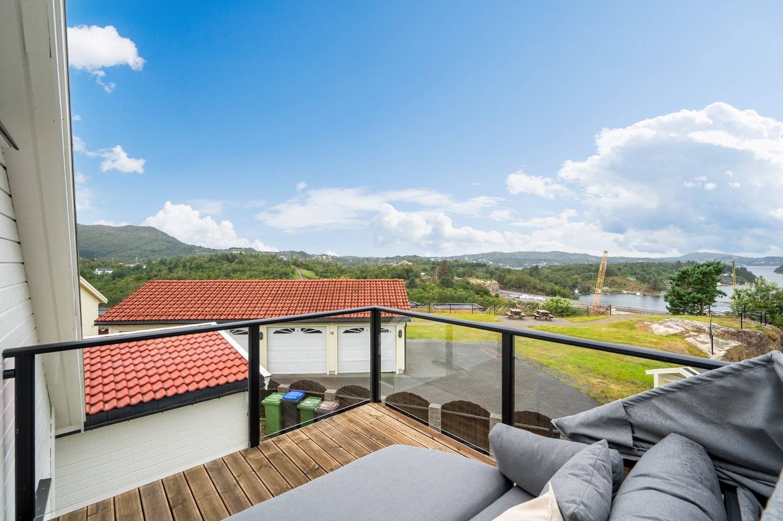 - Balkongen måler 7m² - Galleribilde