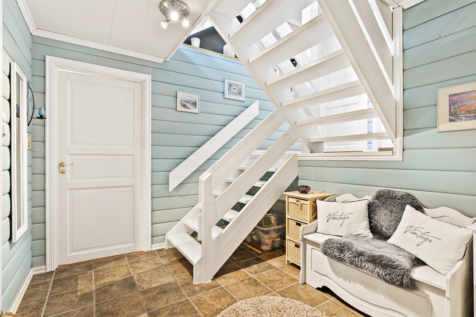 Gang i nederste etasje. Galleribilde