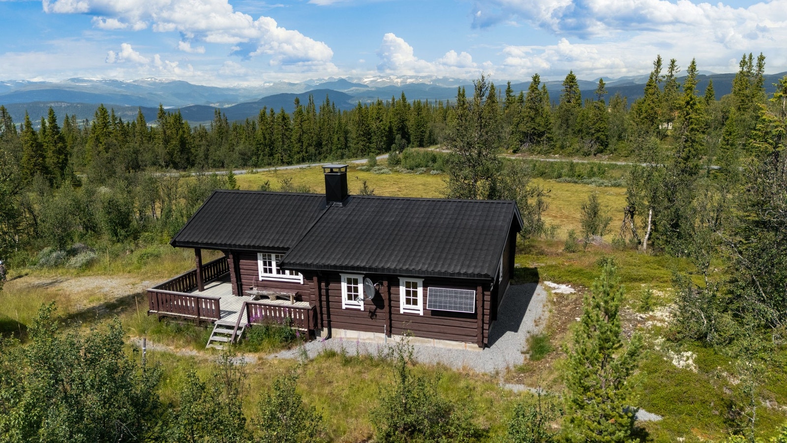 Velkommen til Luskeråsen 37 presentert av PrivatMegleren Valdres v/ Sandra Berg. Foto: Christine Stokkebryn Galleribilde
