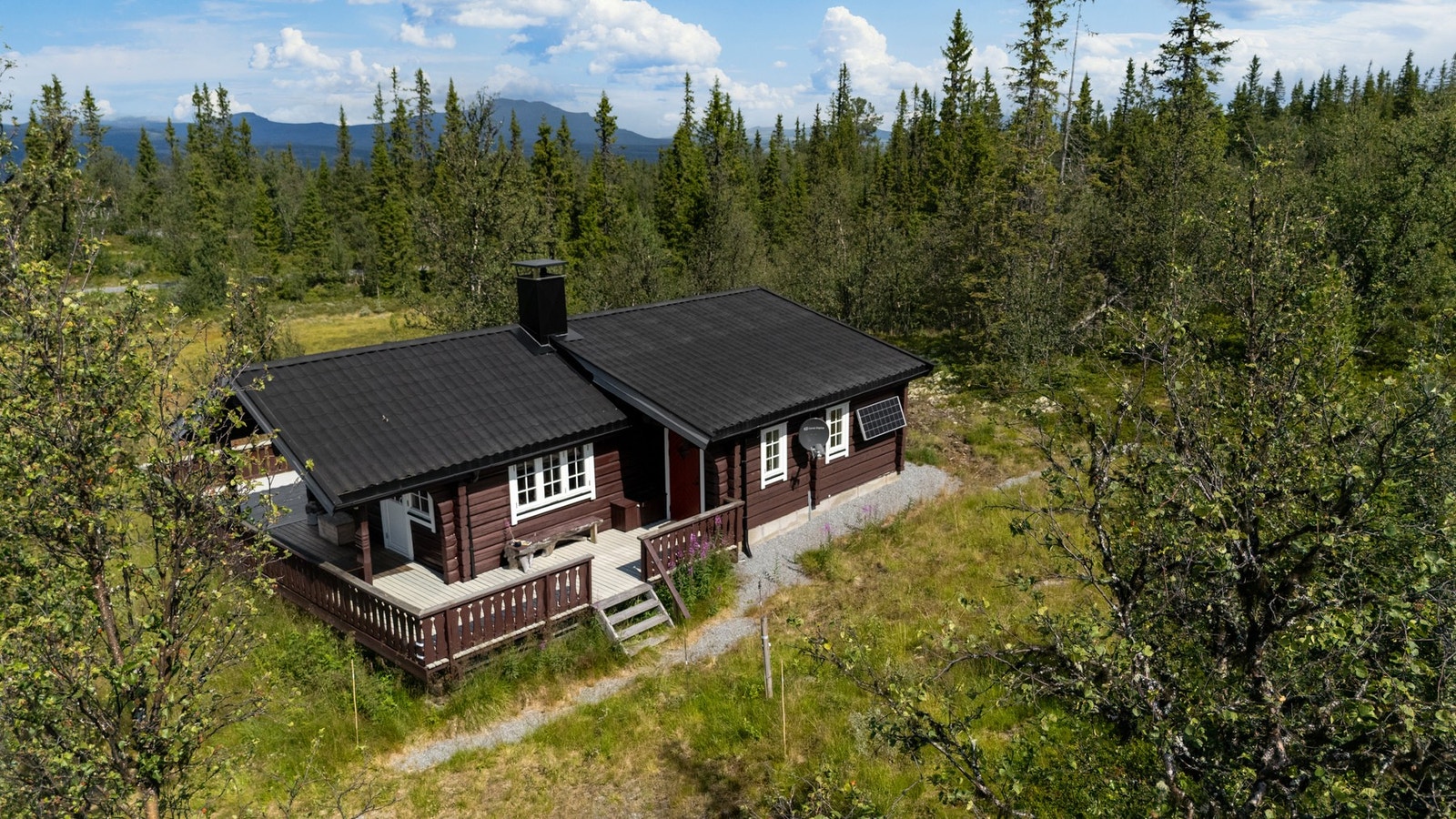 Hytta er bygd i 1979 med en del oppgraderinger opp gjennom årene Galleribilde