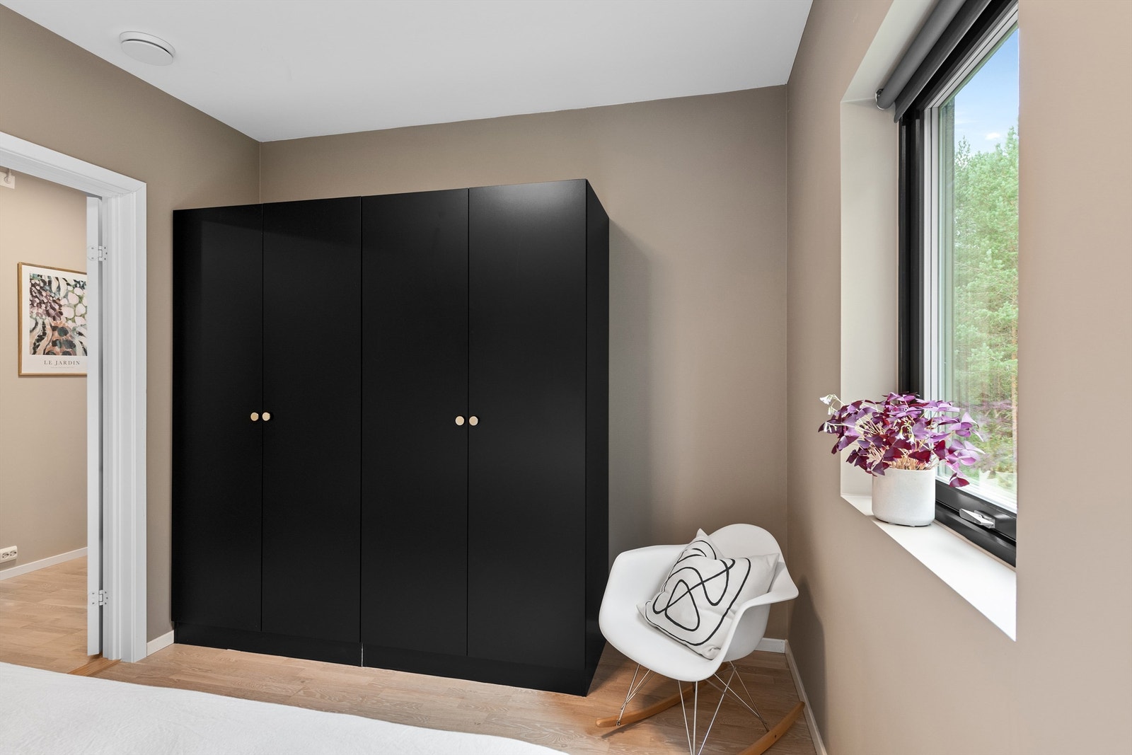 2 dobble frittstående garderobeskap Galleribilde