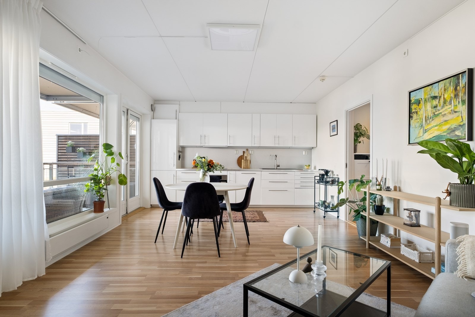 - Nordvik ved Henrik Carlyle(46856489) har gleden av å presentere Hasleveien 15A - Galleribilde