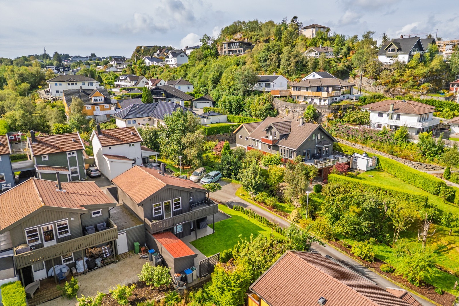 Nærområdet er kjent for sine trygge omgivelser og nærhet til alt en måtte trenge i hverdagen. Galleribilde