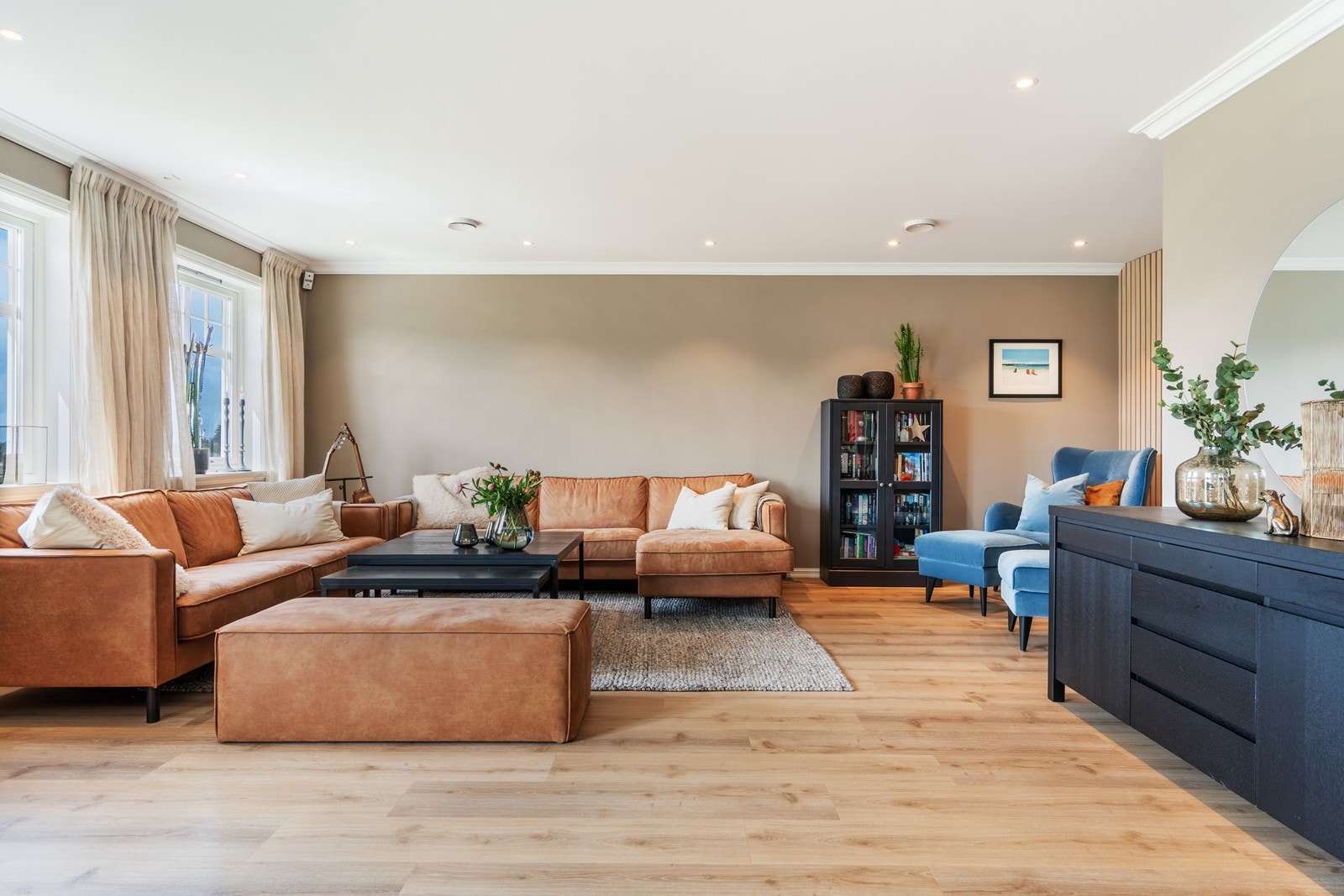 God plass til ønsket møblering. Galleribilde