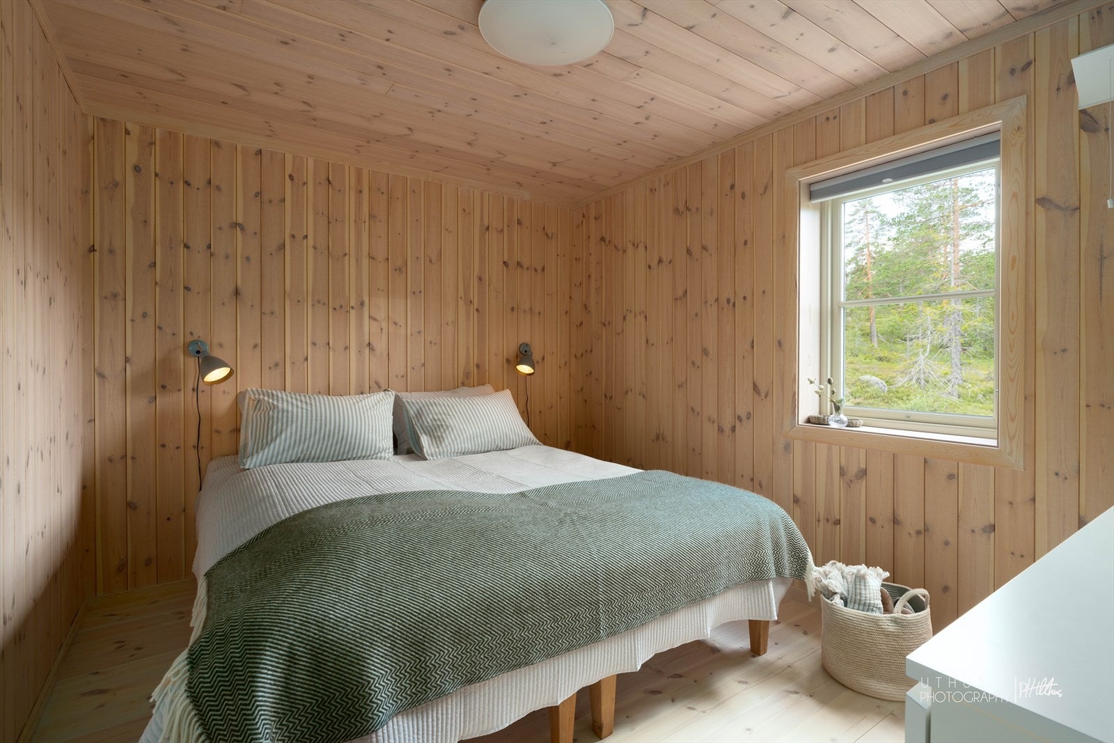 hovedsoverommet er av god størrelse. Her er det plass til Galleribilde