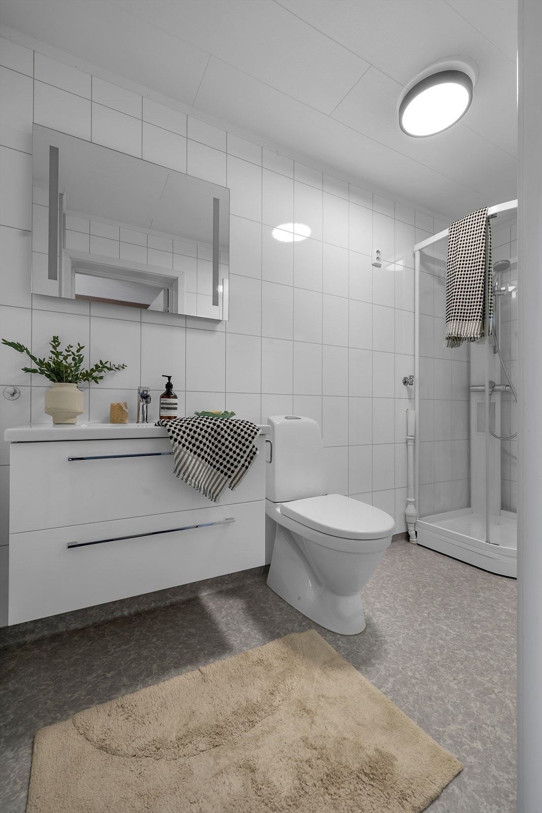 Bad 1. etasje Galleribilde