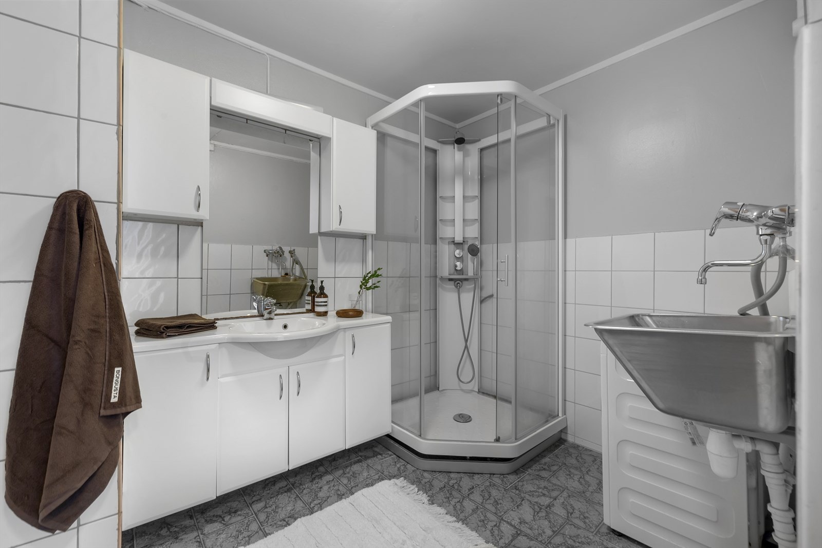 Bad underetasje Galleribilde