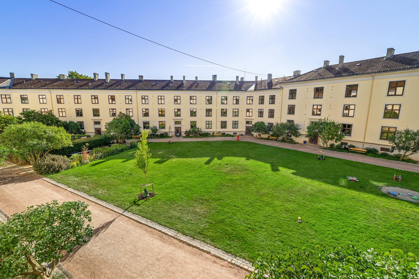 Velkommen til Colletts gate 56B - Lars Jakob Aarak har gleden av å presentere denne flotte to-roms leiligheten i populær bygård på St. Hanshaugen. Galleribilde