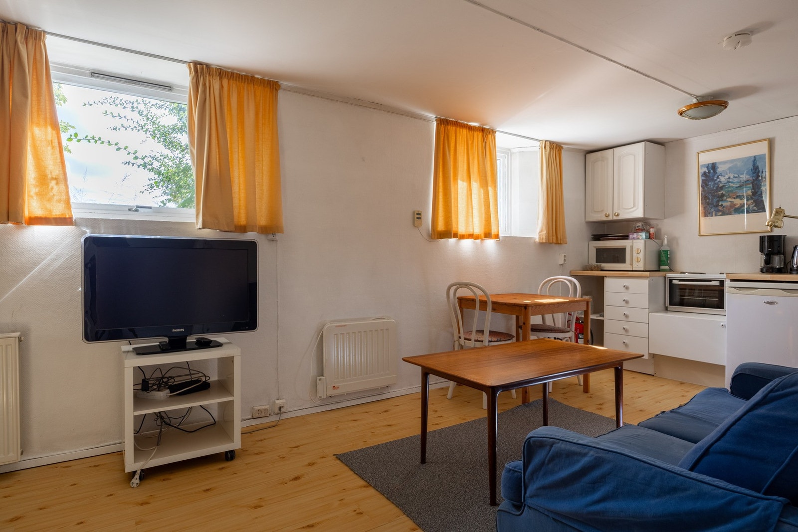 Tilrettelagt for utleie i kjeller. Er ikke i dag godkjent for utleie. Galleribilde