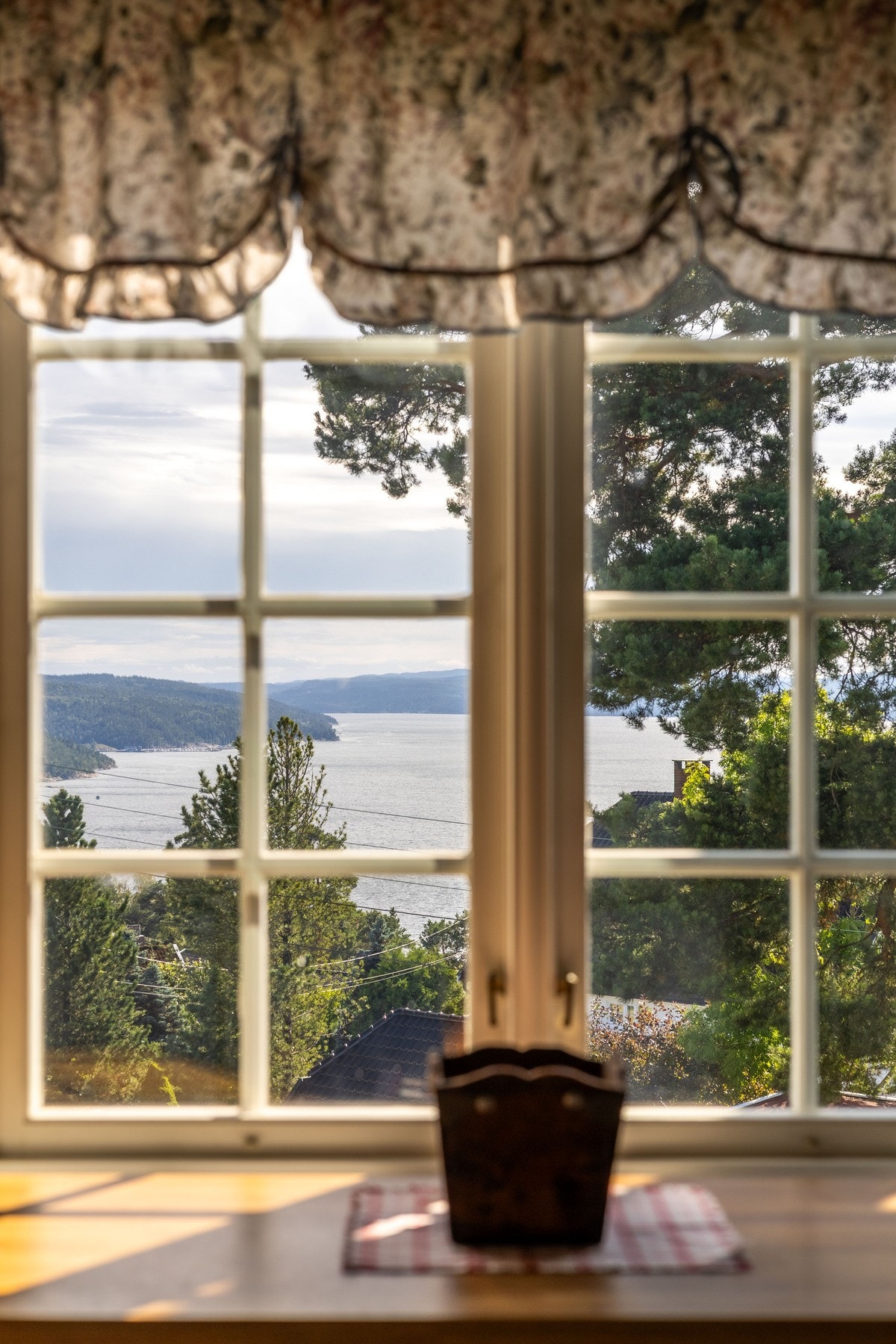 Her kan man nyte en fantastisk utsikt mens man lager et måltid. Galleribilde