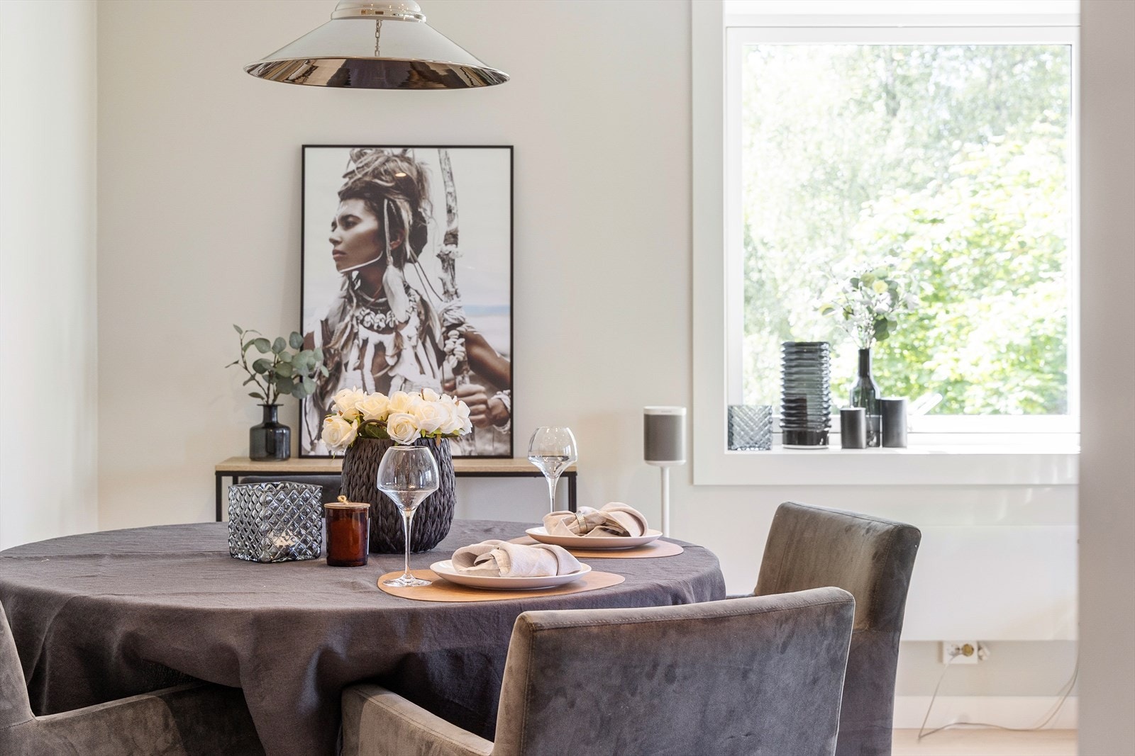 Hit kan du fint invitere over både venner og familie på et bedre måltid. Galleribilde