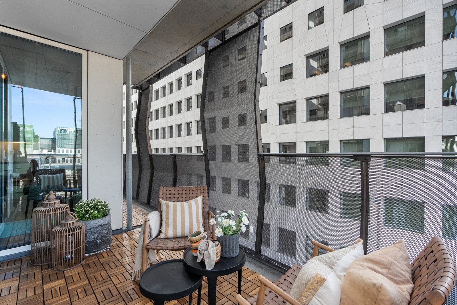 Uteplassen er i tillegg utstyrt med belysning og stikkontakter. Galleribilde