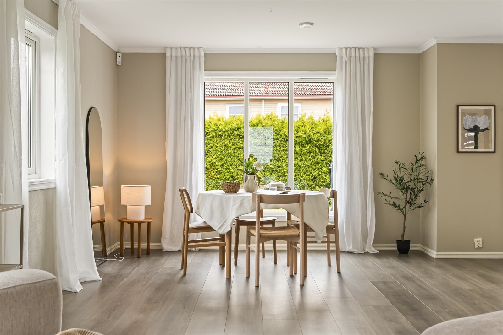 Her kan du sitte helt uforstyrret ! Galleribilde
