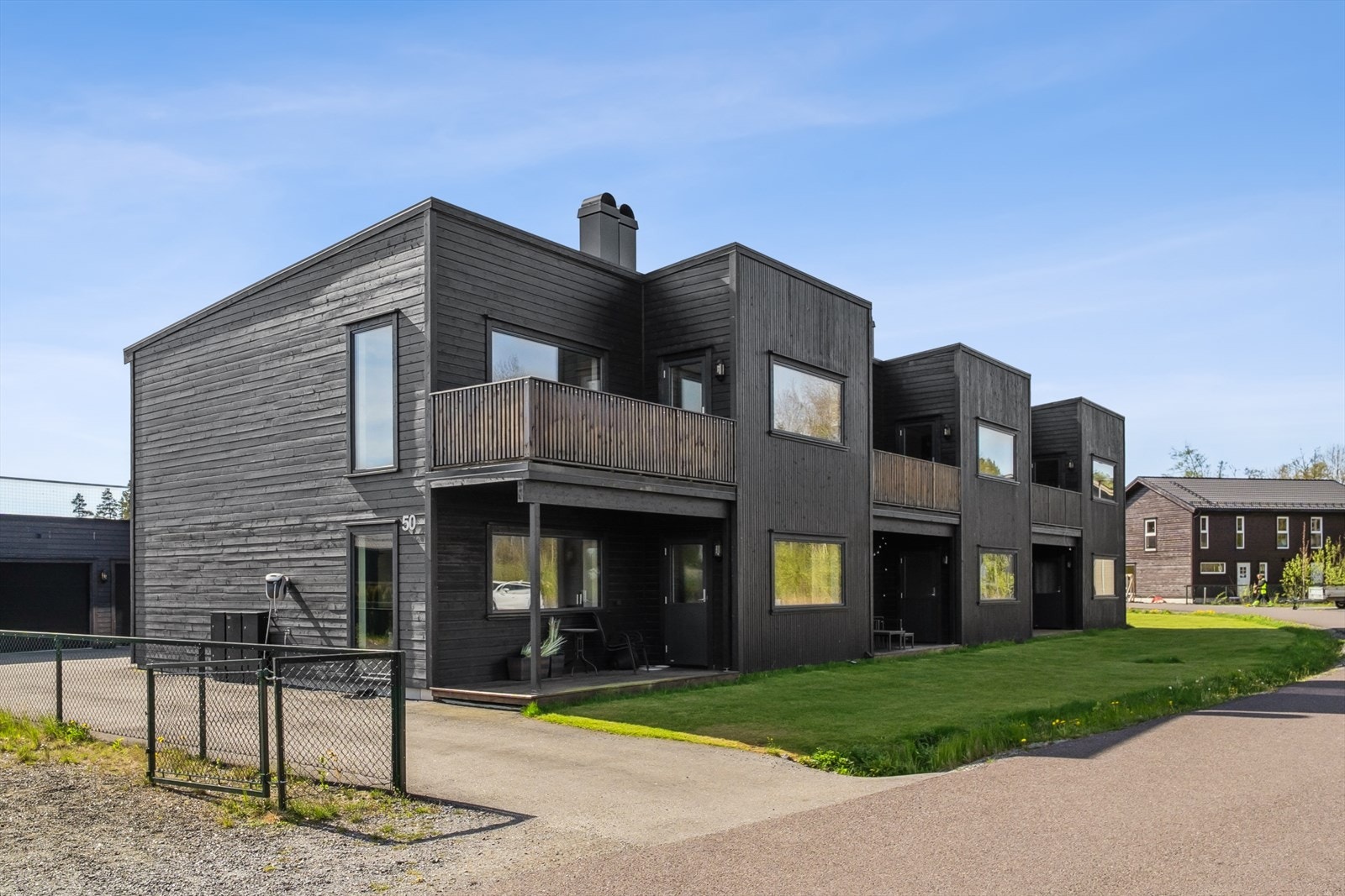 Leiligheten ligger i 2. etasje Galleribilde