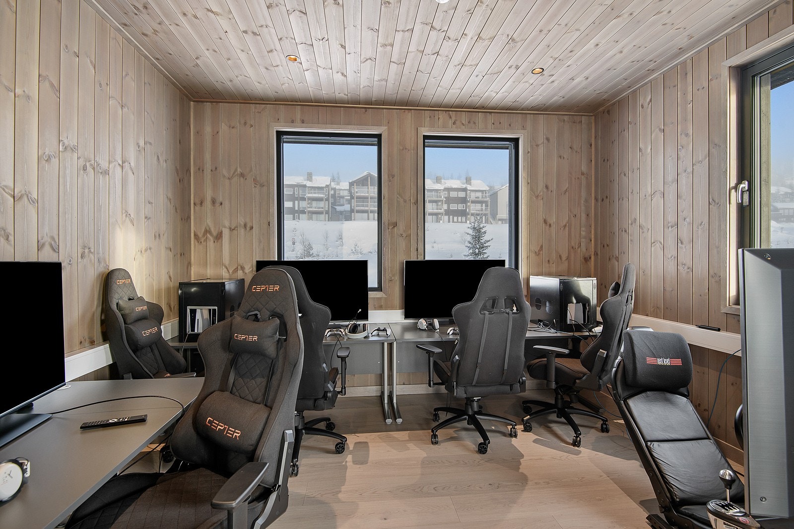 I felleshuset har du også eget gamingrom. Galleribilde