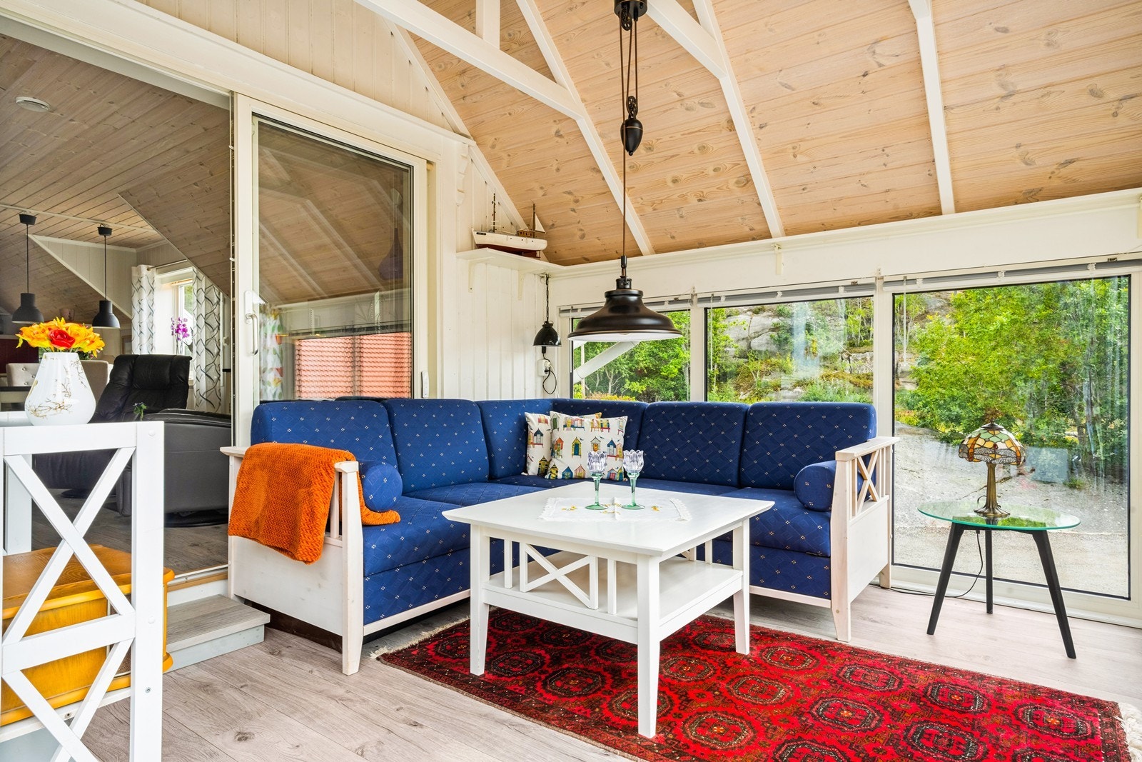 Luftig vinterhage/sommerstue på ca. 9 kvm Galleribilde