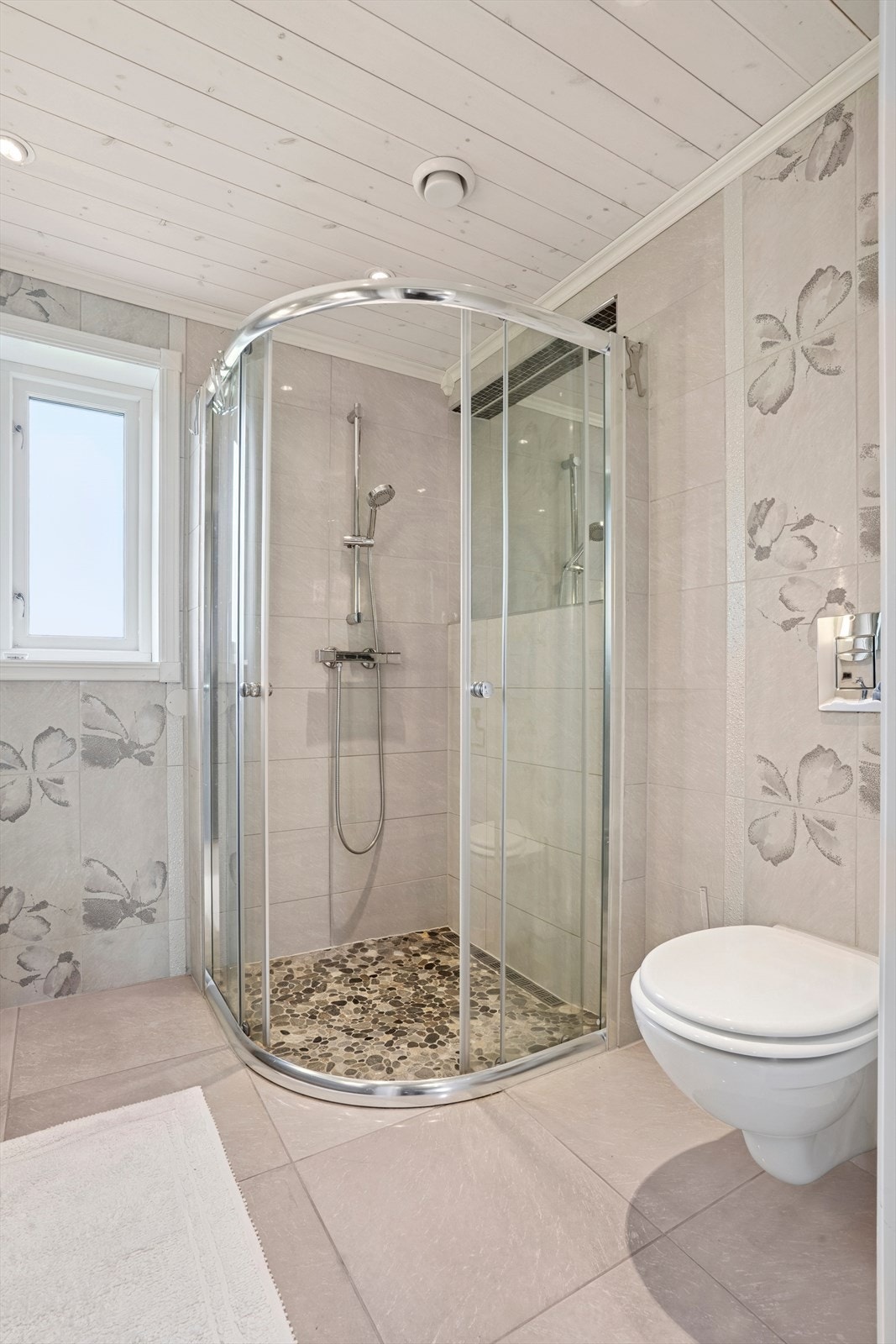 Et flott baderom av god størrelse. Galleribilde