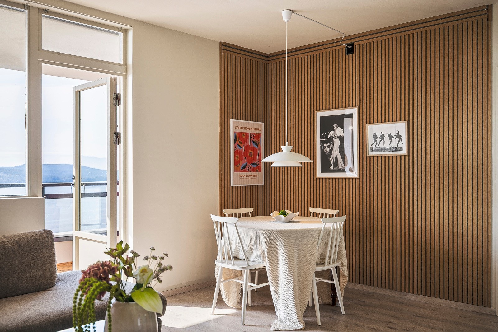 - Den flotte spileveggen ble satt opp i 2023 og alle overflater malt i 2025 - Galleribilde