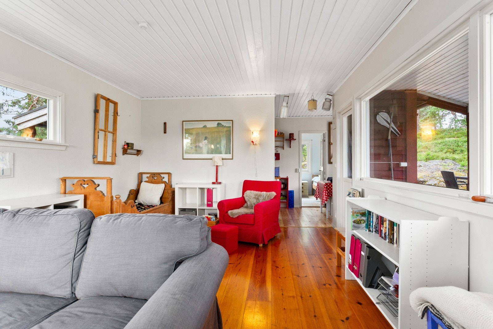 Hyttas interiør medfølger vederlagsfritt. Galleribilde